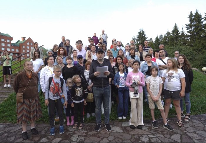 Жители Зеленограда и г.о. Химки записали групповое обращение, в котором выступают против вырубки леса и застройки у своих домов